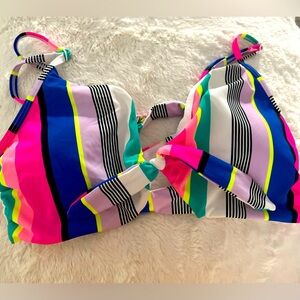 No Boundaries Bikini Top Sz 15/17